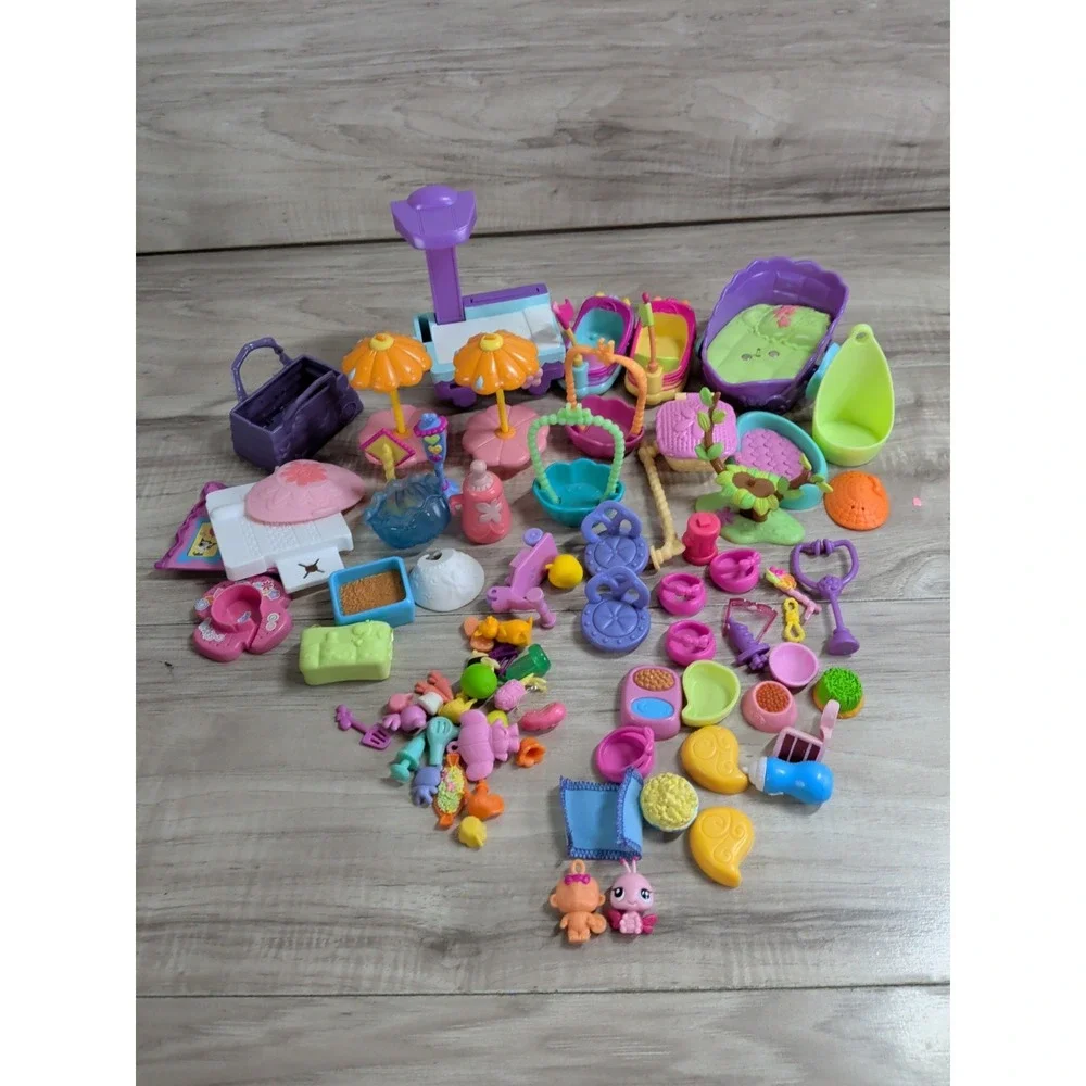 LPS Littlest Pet Shop Accessories Mix Lot / Parts